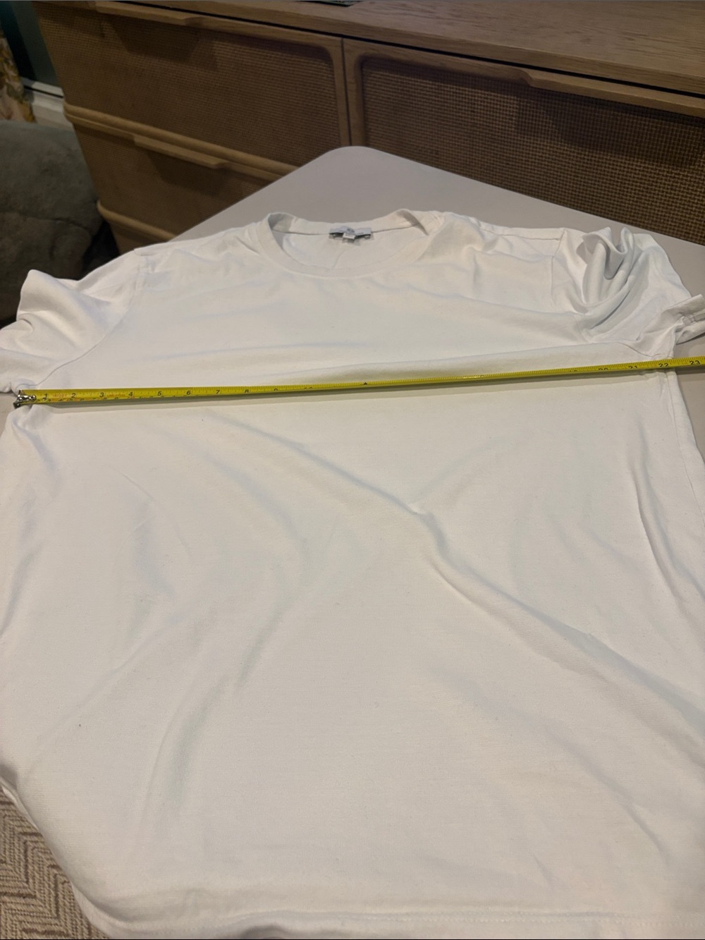 AG Adriano Goldschmied - Crewneck T-shirt. Size Large. White - Picture 10 of 11